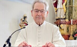 Pfarrer Keinberger: „Ich bin meine eigene Sekretärin'
